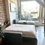 Loft S Dusi, Klidem A Terasou V Srdci Brna דירה